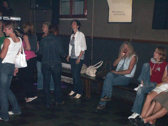 img00009.jpg