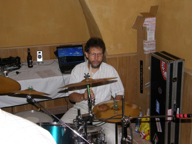img00012.jpg