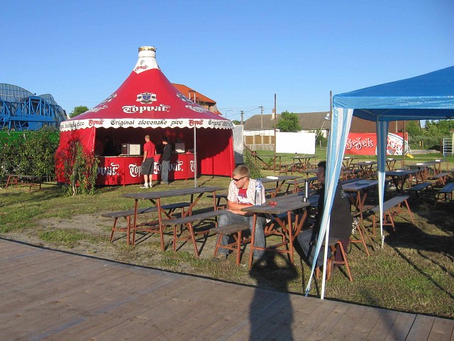 img00002.jpg