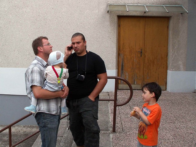 img00002.jpg