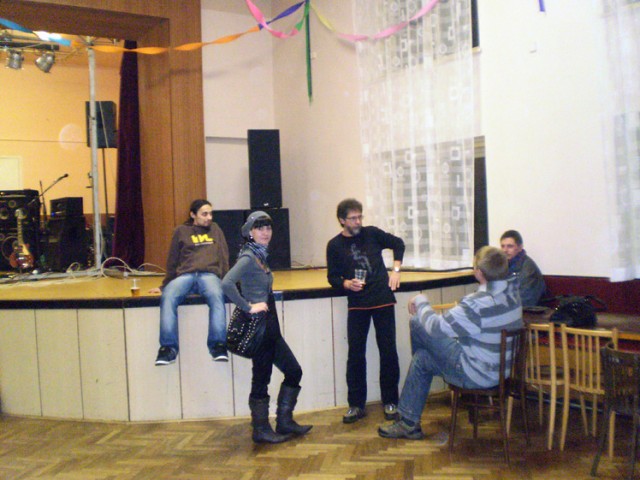 img00004.jpg