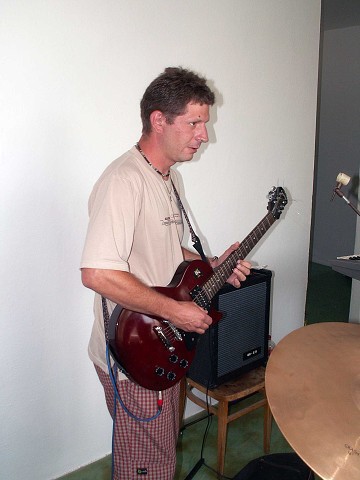 img00006.jpg