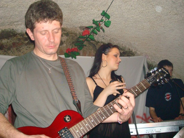img00003.jpg