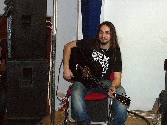 img00002.jpg