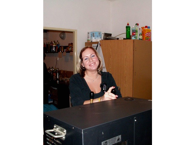img00003.jpg