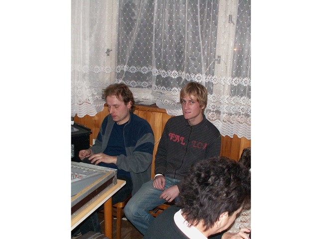 img00004.jpg