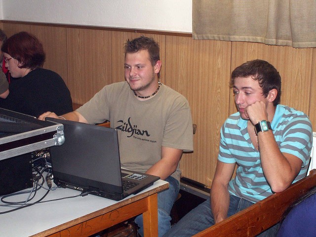 img00004.jpg