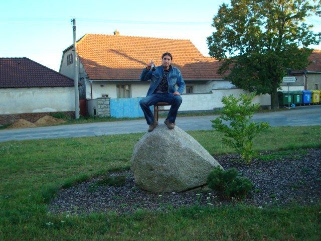 img00027.jpg